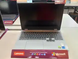 Lenovo Intel core i7 12 512GB