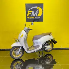 Honda Scoopy Prestige Tahun 2021 putih pajak hidup
