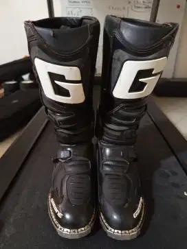 Bismillah.Di Jual Sepatu Safety Trabas Motor Crooss Size 44