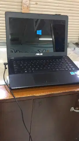 Laptop Asus X451c Ram 2 SSD 256gb Mulus ( Unit + Cas Ori )