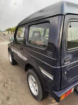 Suzuki Jimny 1990 Bensin