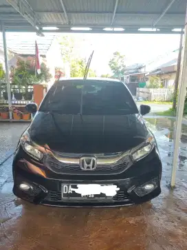 Brio Satya 1.2 E CVT Tahun 2022
