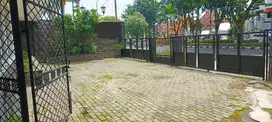 Sewa lokasi bagus pusat kota jl Raya Darmo cck utk kantor cafe dll