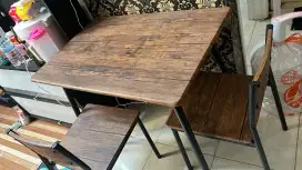 Meja & Kursi Makan