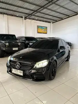 MERCEDEZ BENZ C 300 AMG 2019 Low km super istimewa
