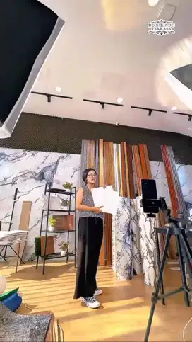 Dibutuhkan Host Live + Talent Konten Maks Usia 30th Kerja di Cawang
