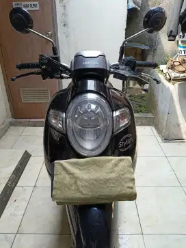 Dijual gan motor Honda Scoopy 2018  Mulus