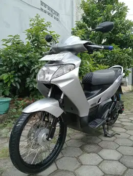 YAMAHA Nouvo Lele 2003