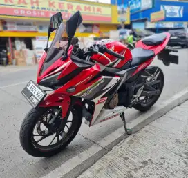 HONDA CBR 150 2017
