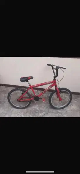 Jual aja speda BMX karna jarang terpakai