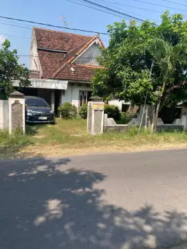 Rumah dijual depan jalan raya