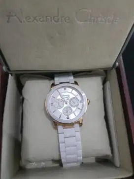 Jam Alexandre Christie perempuan