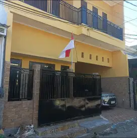 Rumah Di Jalan Bluru Permai Sidoarjo