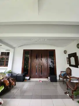 Rumah Hunian 2 Lantai Ada Gazebo Di Ciracas S8497