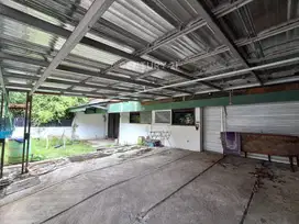 Rumah Tua Hitung Tanah Lokasi Dekat RS Di Pulomas Barat S8531