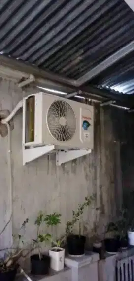 Di jual AC 1 PK Samsung bagus
