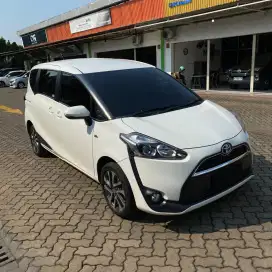 [DP 10jt] Toyota Sienta V 1.5 CVT 2016 Low KM Murah Full Original