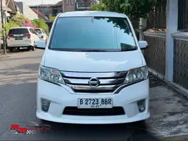 Nissan Serena HWS 2.0 AT 2014 Putih