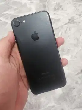 Iphone 7 32gb all operator hp saja