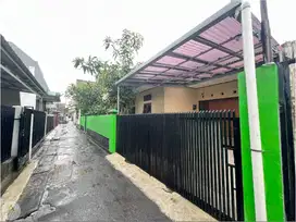 Rumah Bagus dan Siap Huni di Sayap Gatot Subroto Bandung