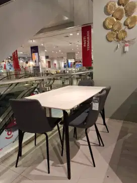 PROMO SET MEJA MAKAN HAMPSON