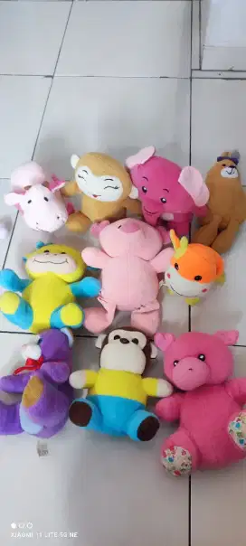 Boneka Anak Sedang
