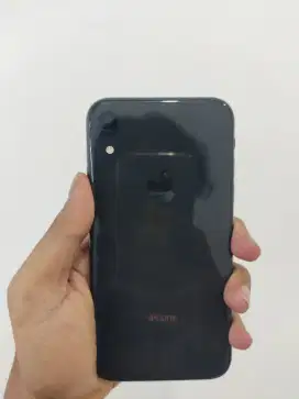 iPhone XR 128GB Black