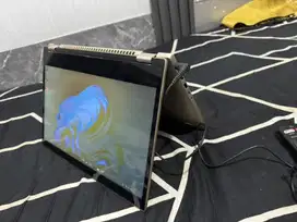 DIJUAL LAPTOP LENOVO YOGA 2-in - 1 tablet