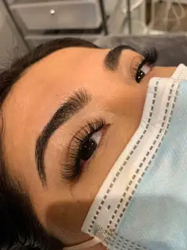 eyelash dan nails