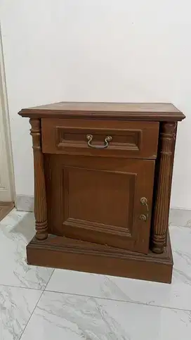 LEMARI FULL SEAT KAYU JATI ASLI