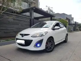 Mazda 2 R AT 2012