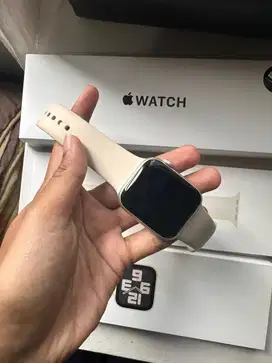 Apple watch SE gen 2 (40mm)