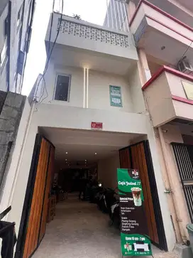 Casa 77 | Kosan full furnish + kamar mandi dalam + AC + rooftop