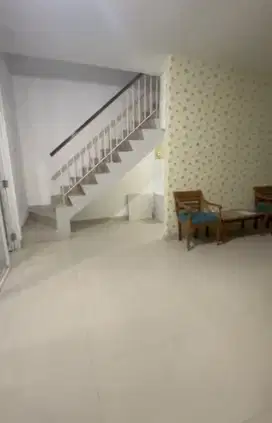 Di sewakan rumah di cluster the forest semi furnish tangerang