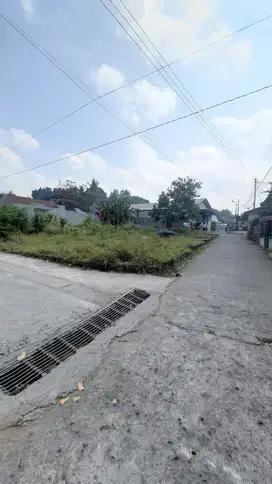 PROPEK KOST AREA MAHASISWA KAMPUS UII; JALAN KALIURANG SARDONOHARJO