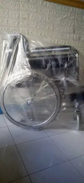 Kursi Roda GEA standar Rumah Sakit