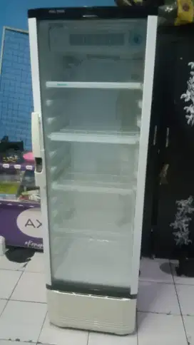 Dijual Showcase POLYTRON nofross tanpa salju harga murah siap pakai