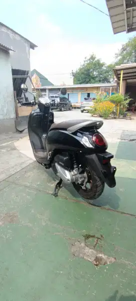 Scoopy frestige 2024 KM Low