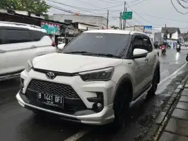 Toyota raize 2021 tss service record tangan pertama dari baru