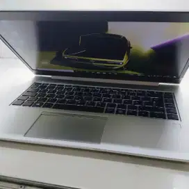 LAPTOP HP ELITEBOOK 840 G5 • i5 gen 8