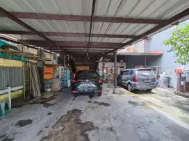 Bangunan ex workshop Jelambar, ada kantor , jalan row 2 mobil