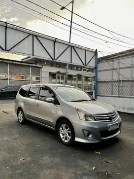 Nissan Grand livina 2012 Bensin