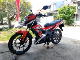 Jual karna kalah dengan kebutuhan, maharin aja gan