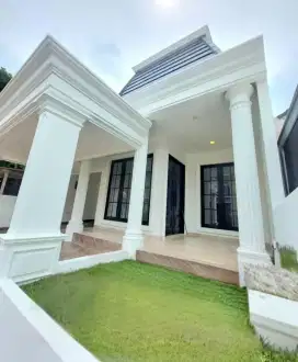 Dijual rumah mewah lokasi strategis di Bintaro jaya
