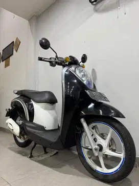 Scoopy Karbu 2010 / 2011 Pajak Hidup Mesin Bagus Plat F ABBA