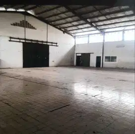 Cibolerang Dijual tanah & bangunan u/Gudang/pabrik bisa masuk Kontaine