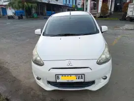 Mitsubishi Mirage 1.2 Exceed Bensin  Matic 2014 Unit Istimewa