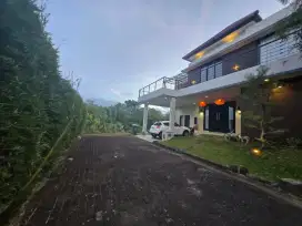 Dijual rumah pojok holand village