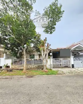 DIJUAL RUMAH LUAS DAN MURAH DI KENCANA LOKA, BSD