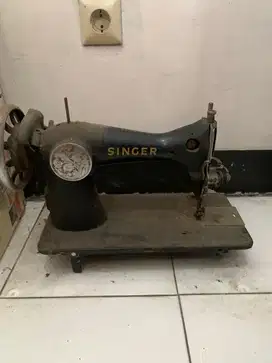 DIJUAL MESIN JAHIT MERK SINGER